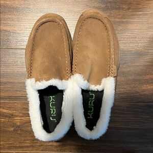 KURU Woman’s Loft Slipper Chestnut Size 10